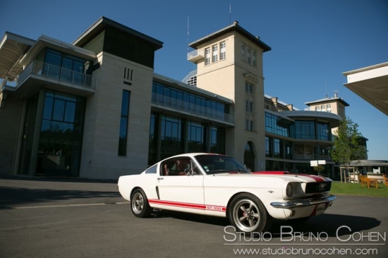 Ford Mustang hippodrome Chantilly