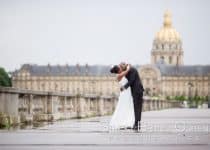 photo-mariage-place-des-invalides-paris-couple