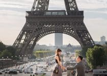 proposal-couple-eiffel-tower-paris