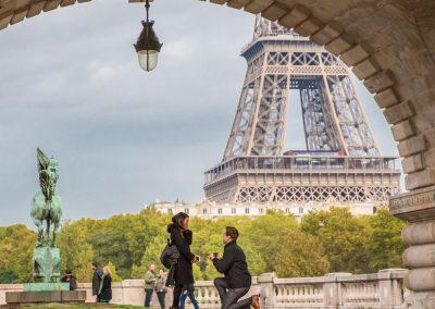 Proposal in Paris best spot Bir-Hakeim with Eiffel Tower as a backdrop